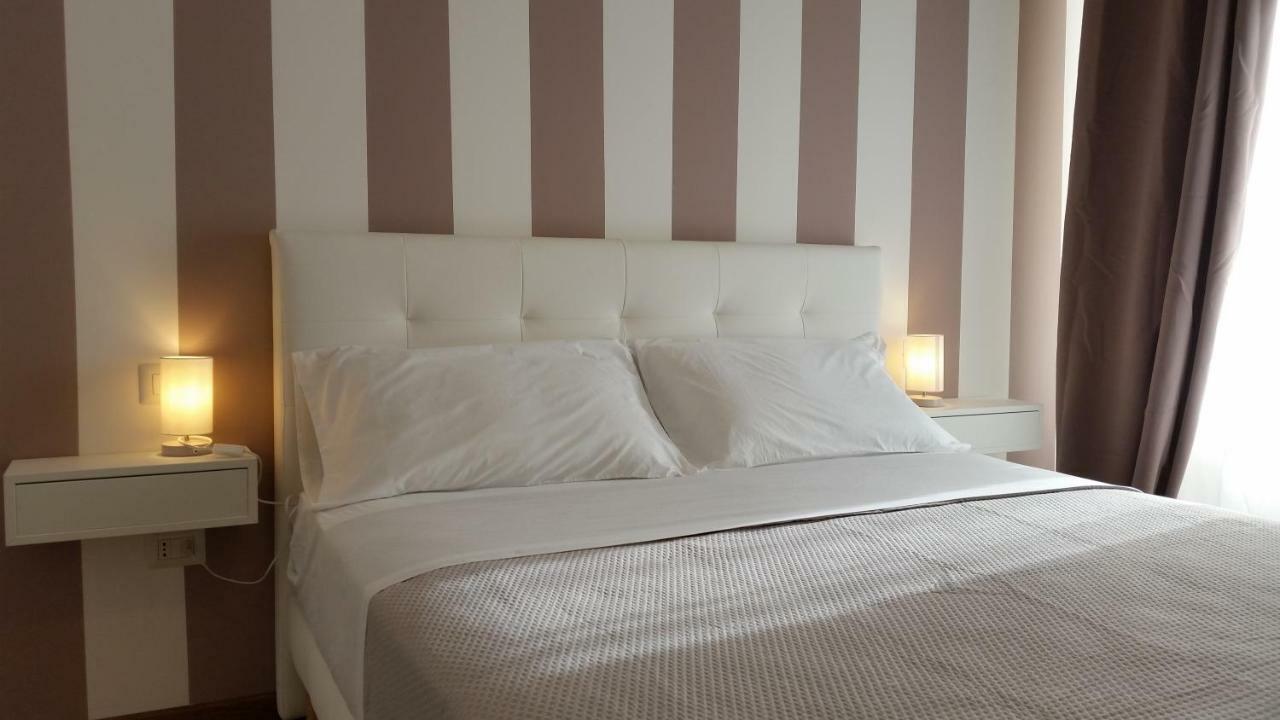 La Libra Rooms 칼리아리 외부 사진
